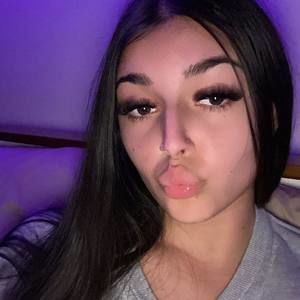 Meet your Posher, Anjali